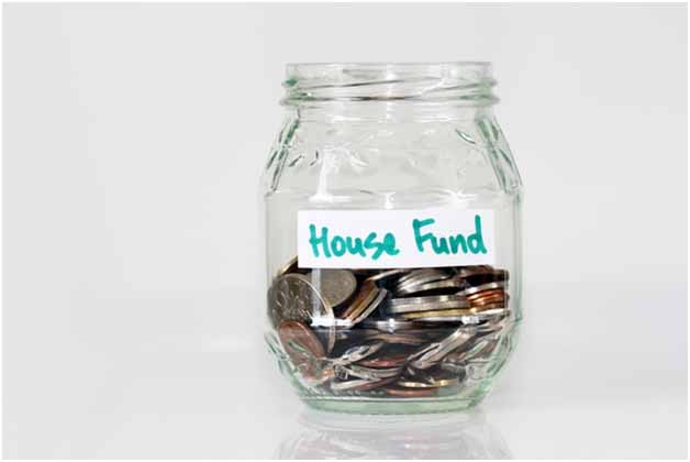 A house fund jar to save for the retirement